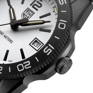 Luminox 3127M, Pacific Diver, Diver Watch, 39 mm