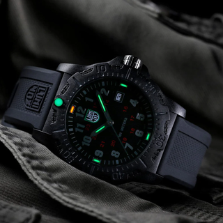 Luminox 2032, Manta Ray CARBONOX™, 45 mm