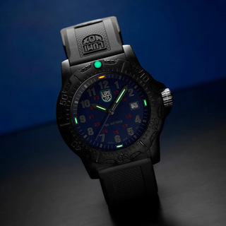 Luminox 2033, Manta Ray CARBONOX™, 45 mm