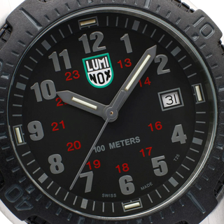 Luminox 2132, Manta Ray Steel Series, 45 mm