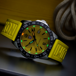 Luminox 3125, Pacific Diver Seasonal Edition, 44 mm