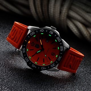 Luminox 3129, Pacific Diver Seasonal Edition, 44 mm