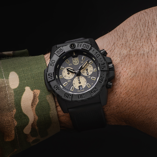 Luminox 3587, Navy SEAL Chronograph, Military Dive Watch, 45mm