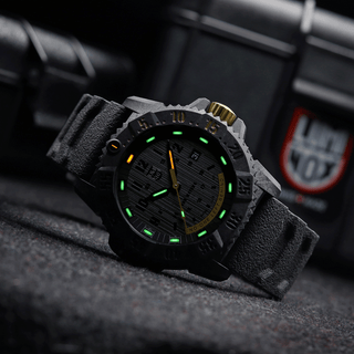 Luminox 3805.NOLB.SET, Limited Edition No One Left Behind, 46 mm